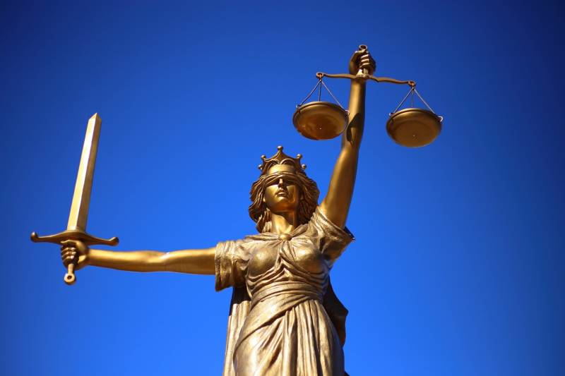 Avocat spécialisé dans le domaine des nouvelles technologies Marseille Maître Franck Benalloul